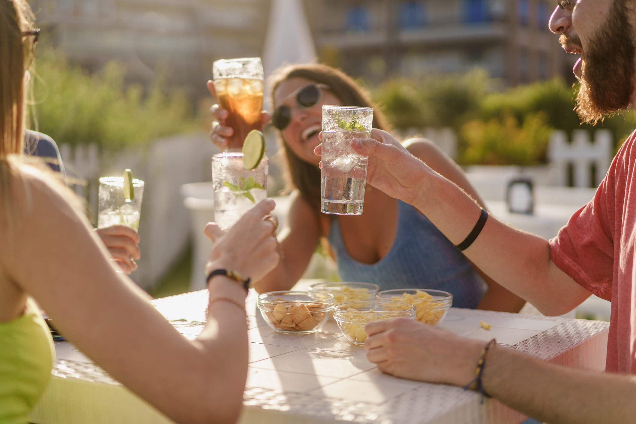 friends-dining-around-the-table